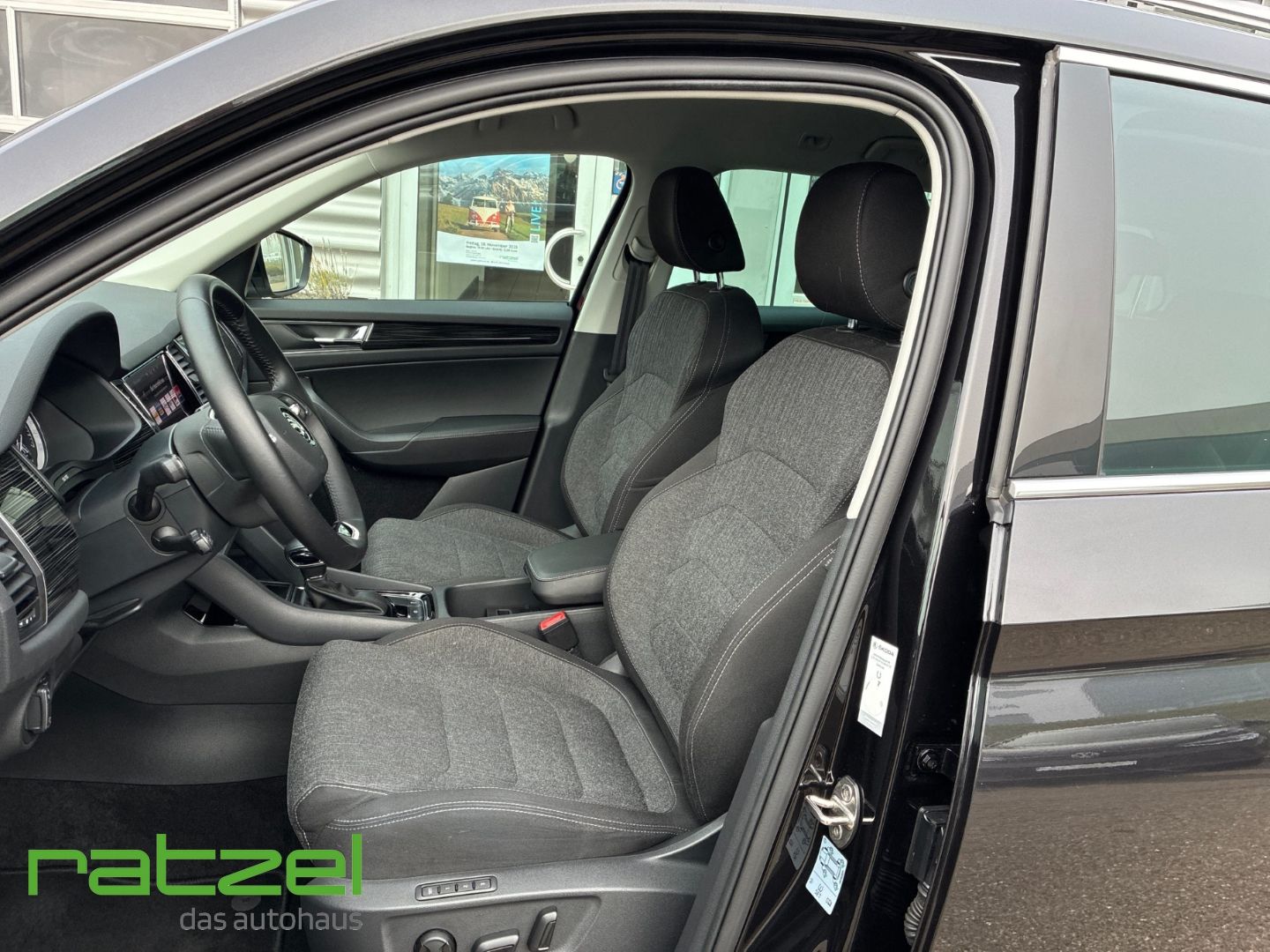 Fahrzeugabbildung SKODA Kodiaq 2.0 TDI DSG Style AHK Navi Digitales Cock