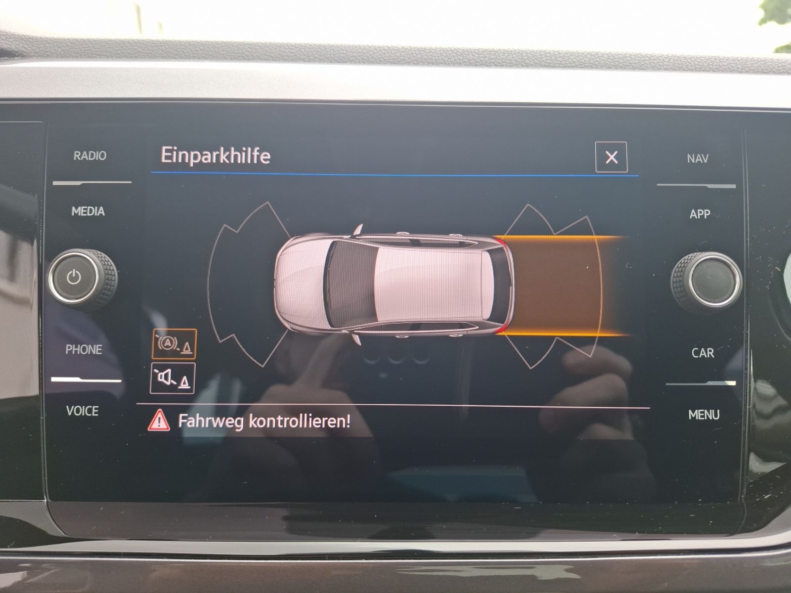 Fahrzeugabbildung Volkswagen Polo TSI Highline Navi Climatronic ACC PDC SH LM