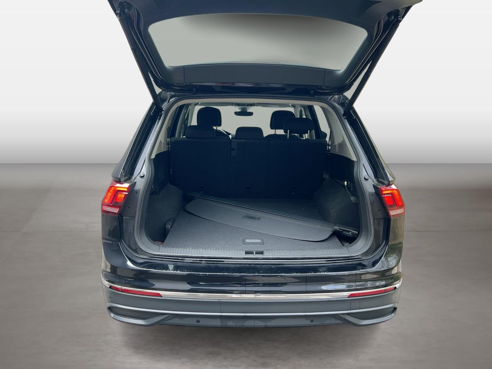 Volkswagen Tiguan Allspace 2.0 TSI 4Motion DSG Life AHK HUD, миниатюра 12