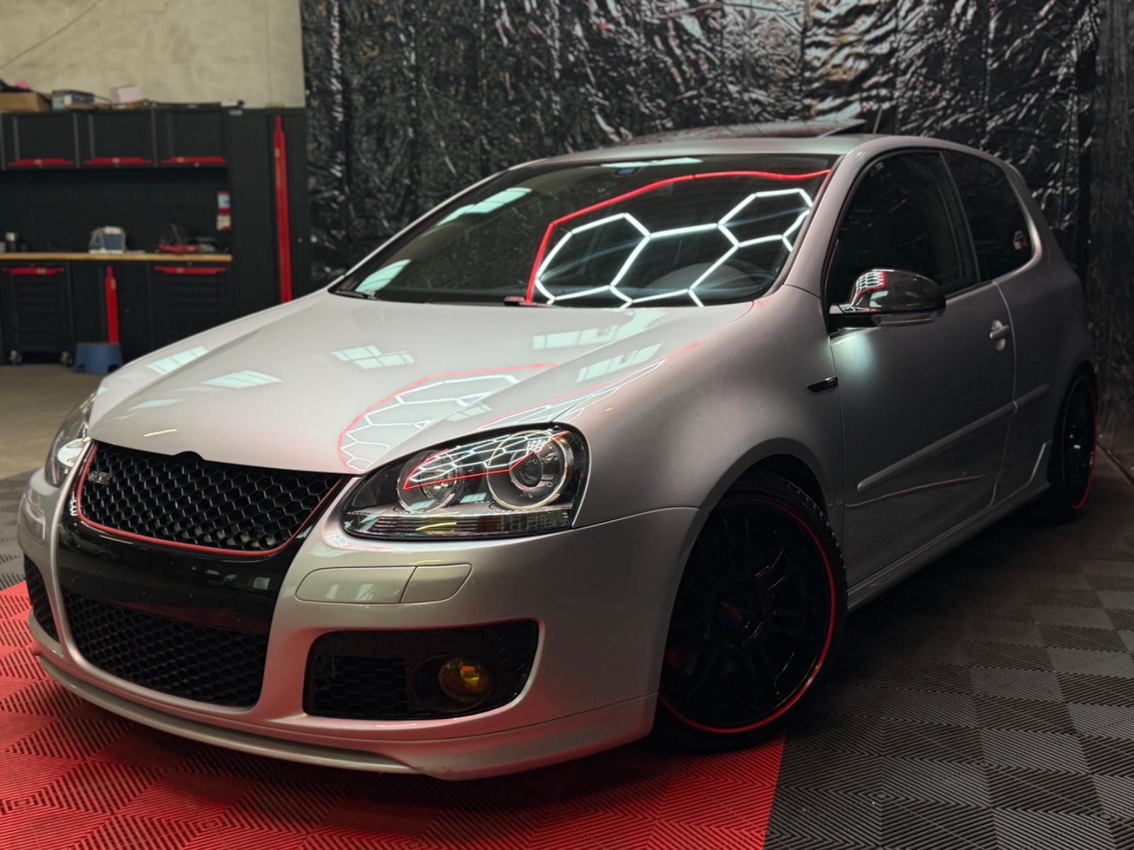 Volkswagen Golf V Edition 30*BullX*HG*S-Heft*LED