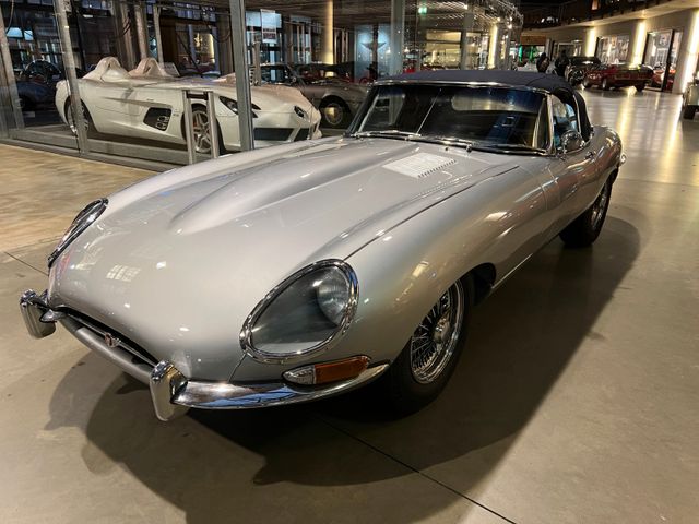 Jaguar E-Type Cabrio 1 Serie 3.8 l