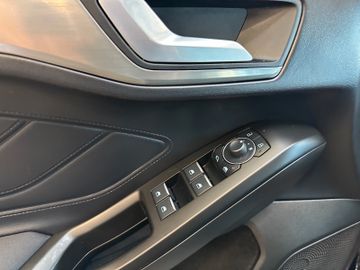 MYAUTOCENTER – Gebraucht- und Jahreswagen mit Werkstattservice in Pfaffenhofen Ford Focus *KEYLESS*ACC*NAV*1-HAND*2-ZONEN*