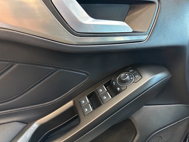 MYAUTOCENTER – Gebraucht- und Jahreswagen mit Werkstattservice in Pfaffenhofen Ford Focus *KEYLESS*ACC*NAV*1-HAND*2-ZONEN*