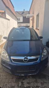 Opel Zafira B 1.9CDTI 150 PS - Opel Zafira: Cdti 150