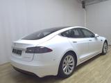 Tesla Model S Maximale-Reichweite Navi LED Pano 360° - : Verkehrszeichenerkennung