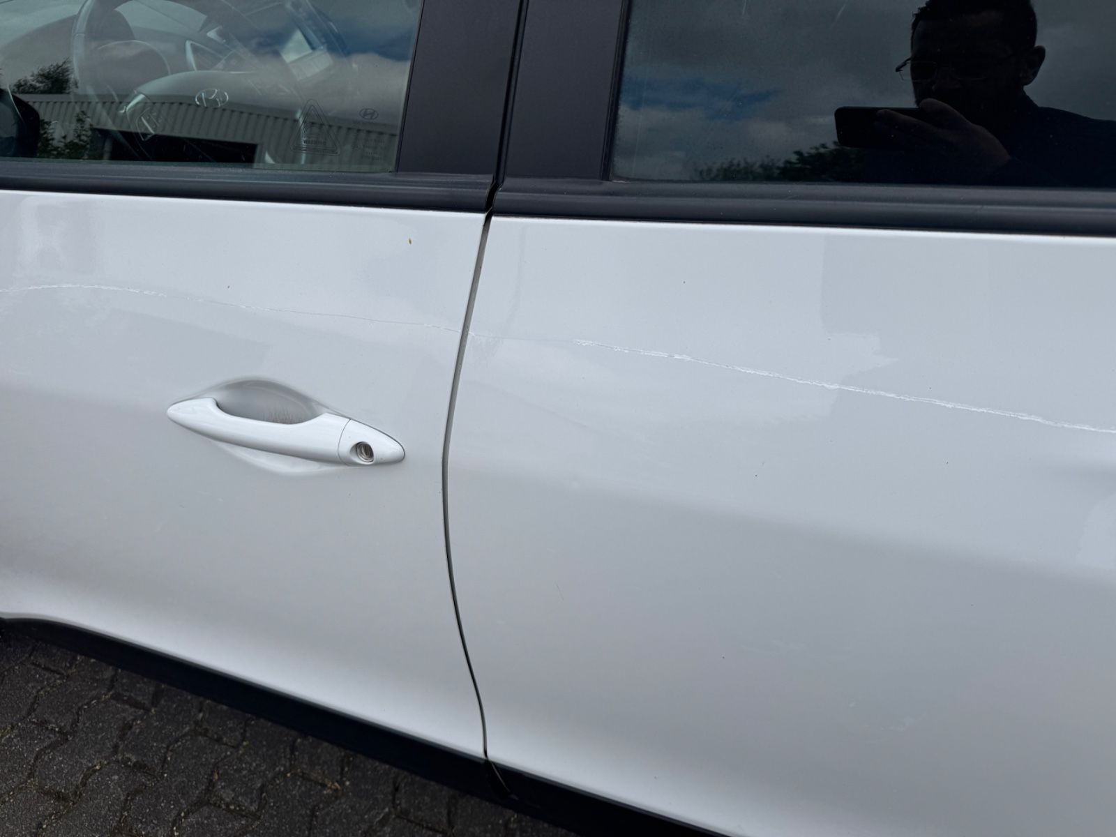 Fahrzeugabbildung Hyundai ix35 blue 1.7l CRDi Finale 2WD Leder+Navi