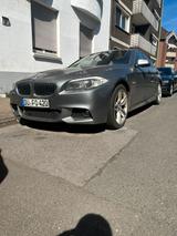 BMW 523i (F10)  523i 6-Zylinder | M-Paket... - BMW 523 in Duisburg