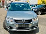 Volkswagen Touran Trendline - Volkswagen Touran mit Diesel-Antrieb: Geländewagen