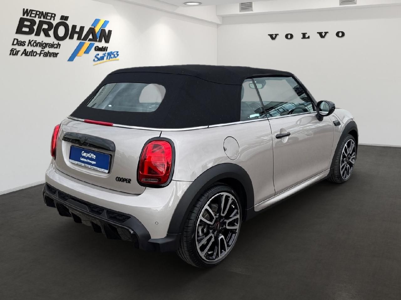 Fahrzeugabbildung MINI Cabrio Cooper John Cooper Works Trim