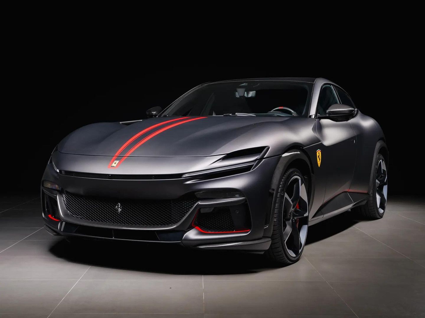 Ferrari Purosangue 6.5 V12 Tailor Made