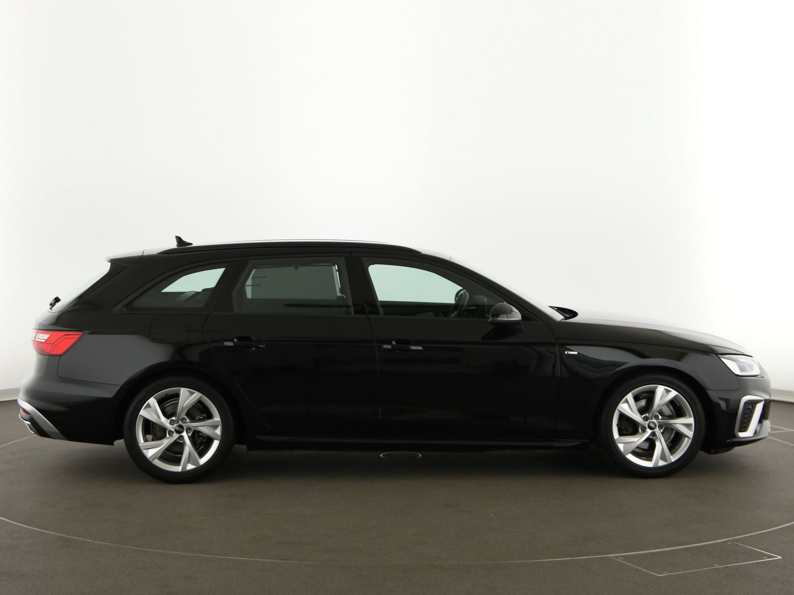 Audi A4 - Bild 8