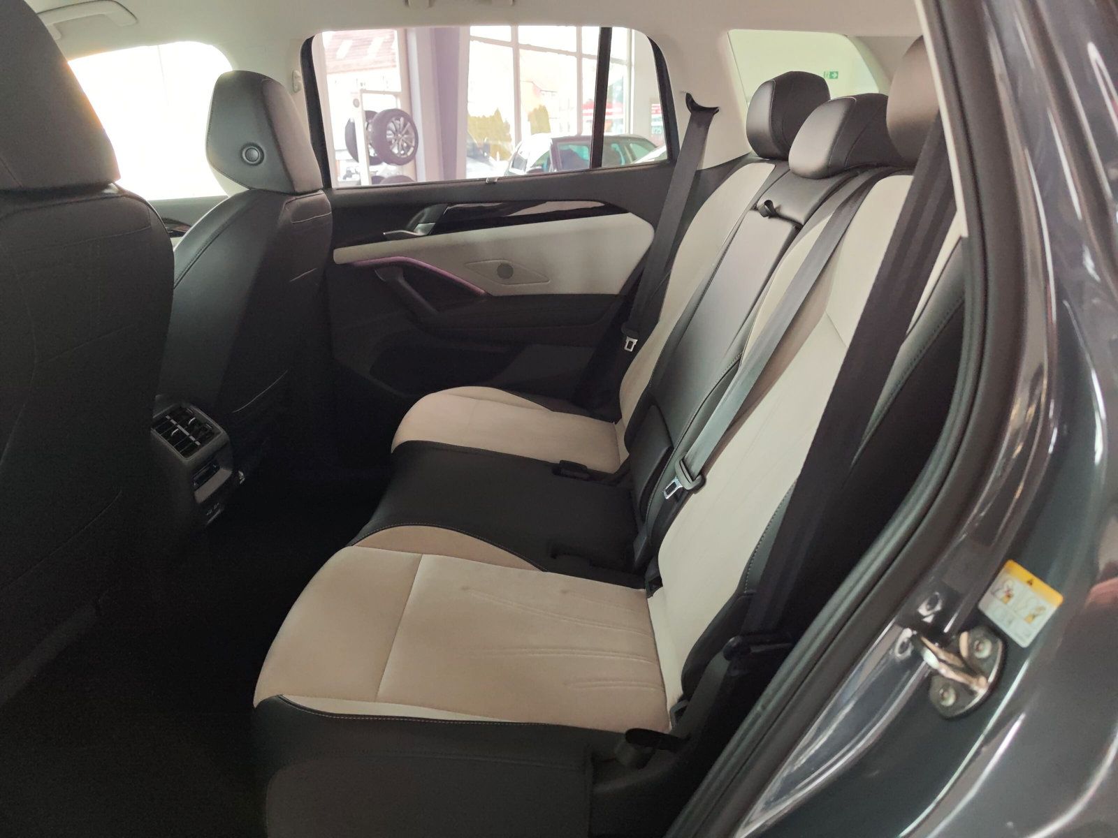 Tayron Elegance TDi DSG Navi Matrix AZV Elegance