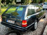 Mercedes-Benz 280 T (W124) Restautaurierungsobjekt - Mercedes-Benz 280: Kombi