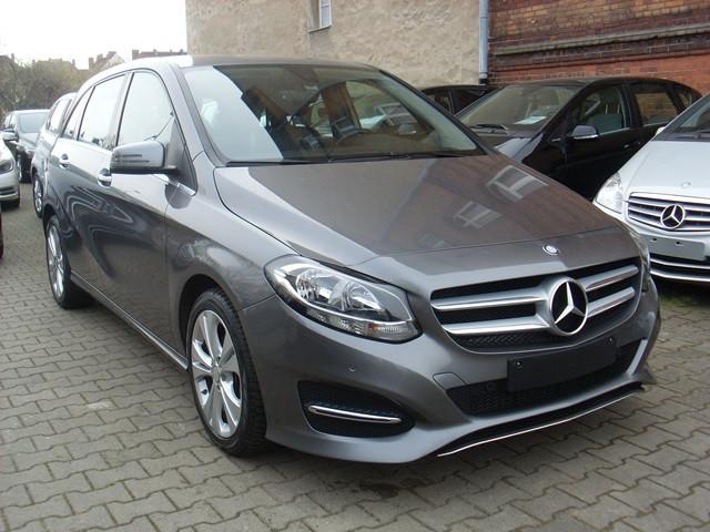 Mercedes-Benz B 180