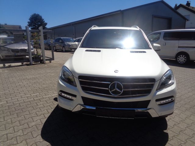 Mercedes-Benz ML 350CDI  Bluetec, 4-Matic