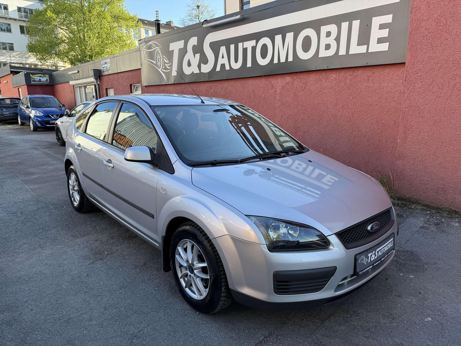 Ford Focus 1.6 FunX (Automatik) Zahnriemen & Tüv Neu