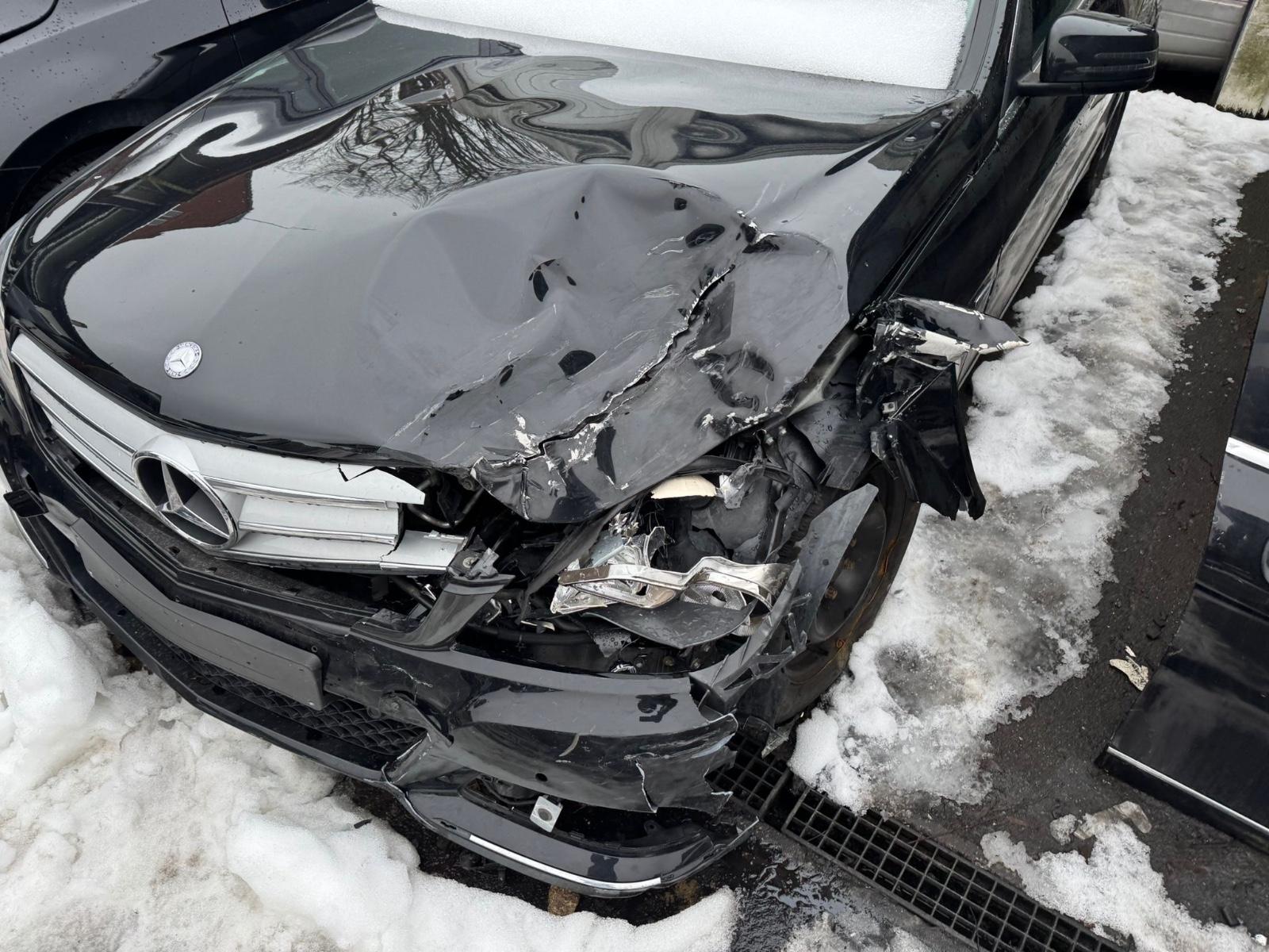 Mercedes-Benz C 180 CGI BlueEfficiency Limousine,usw.