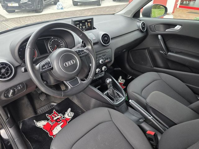 AUDI A1 — Foto 16