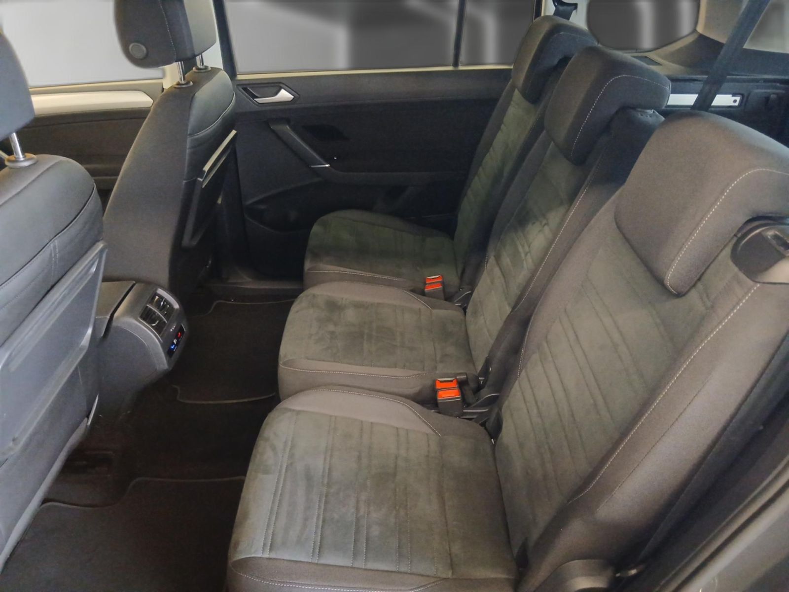 Volkswagen Touran - Bild 11