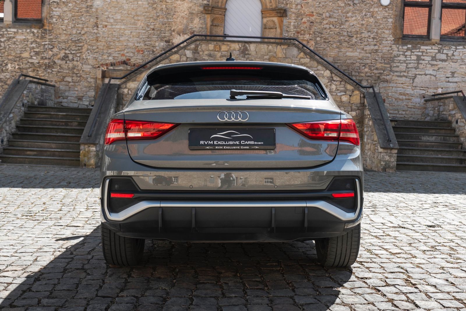 Fahrzeugabbildung Audi Q3 Sportback 45 TFSI e S-Line ACC LED GARANTIE