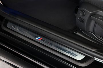 BMW 320i Touring M Sport Shadow LASER RFK 50-Jahre