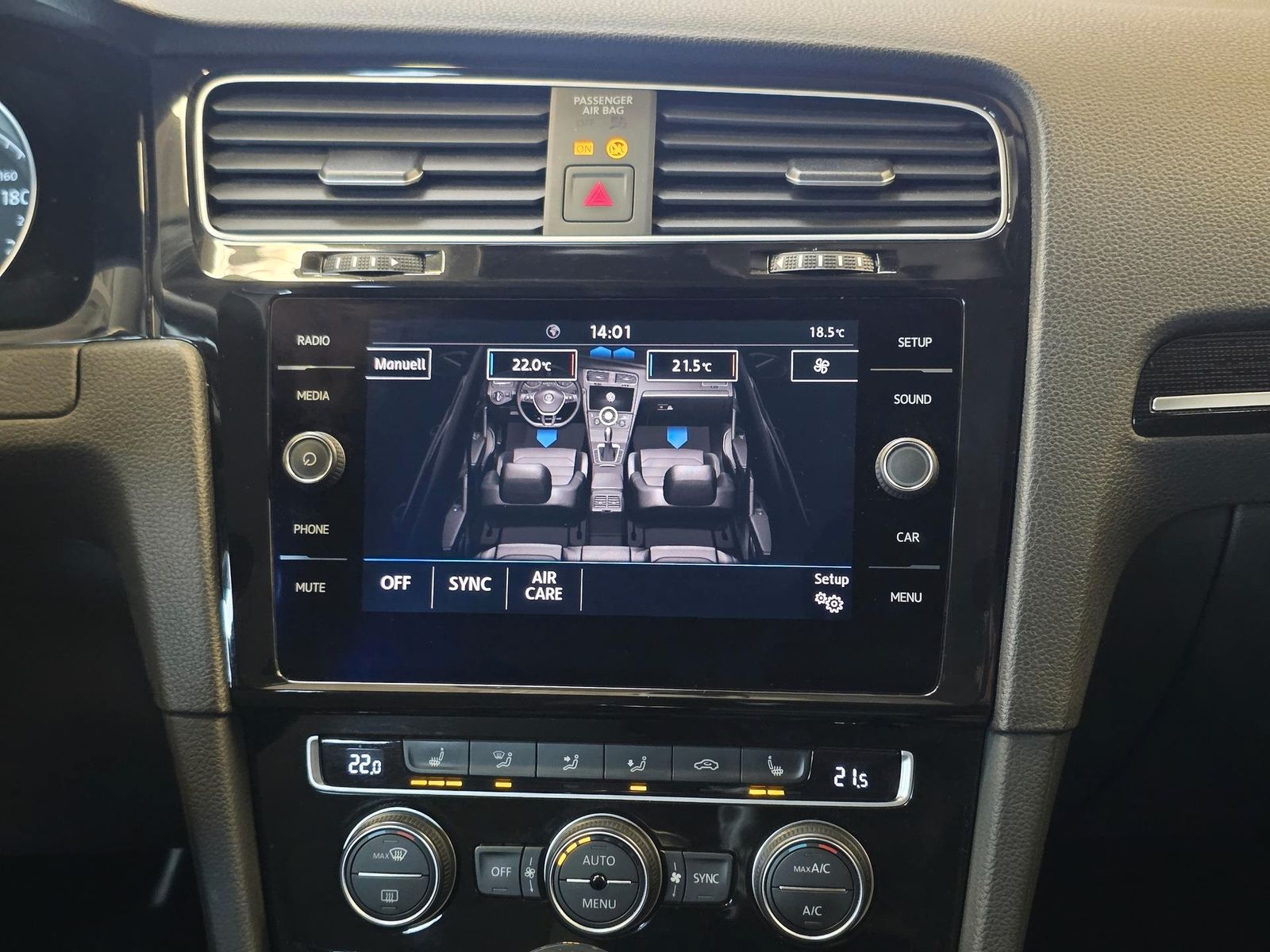 Fahrzeugabbildung Volkswagen Golf Variant 1.5 TSI Highline/LED/Shz/ACC/Ahk