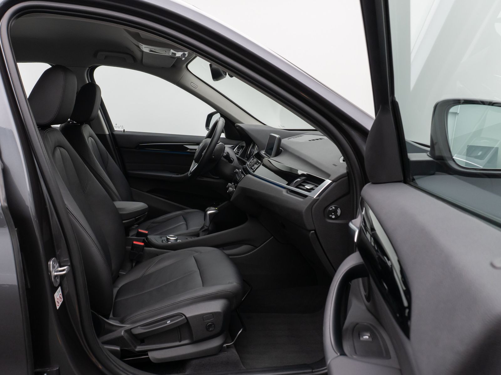 Fahrzeugabbildung BMW X1 xD25e PDC DAB Navi Lordos Geschwindigkeitsreg