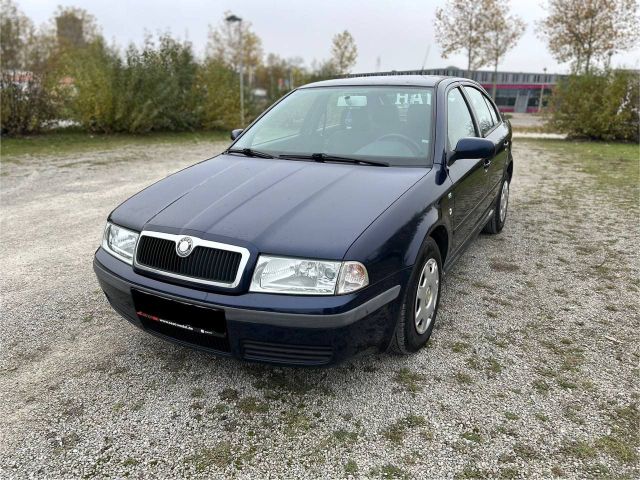 Skoda Octavia 1.6 MPI NEU TÜV