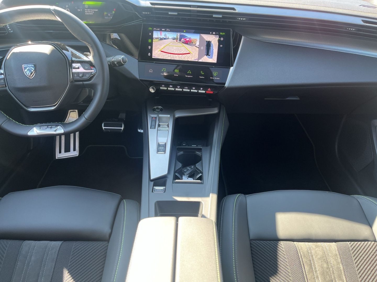 Fahrzeugabbildung Peugeot 308 1.5 SW GT BlueHDi 130 EAT8 ACC Panodach Navi