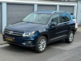 Volkswagen Tiguan Track & Style 4Motion R-Kamera Alcantara - Volkswagen Tiguan: Style Track