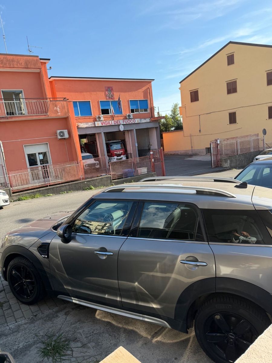 MINI Mini One D Countryman 1.5 Hype imagem 3