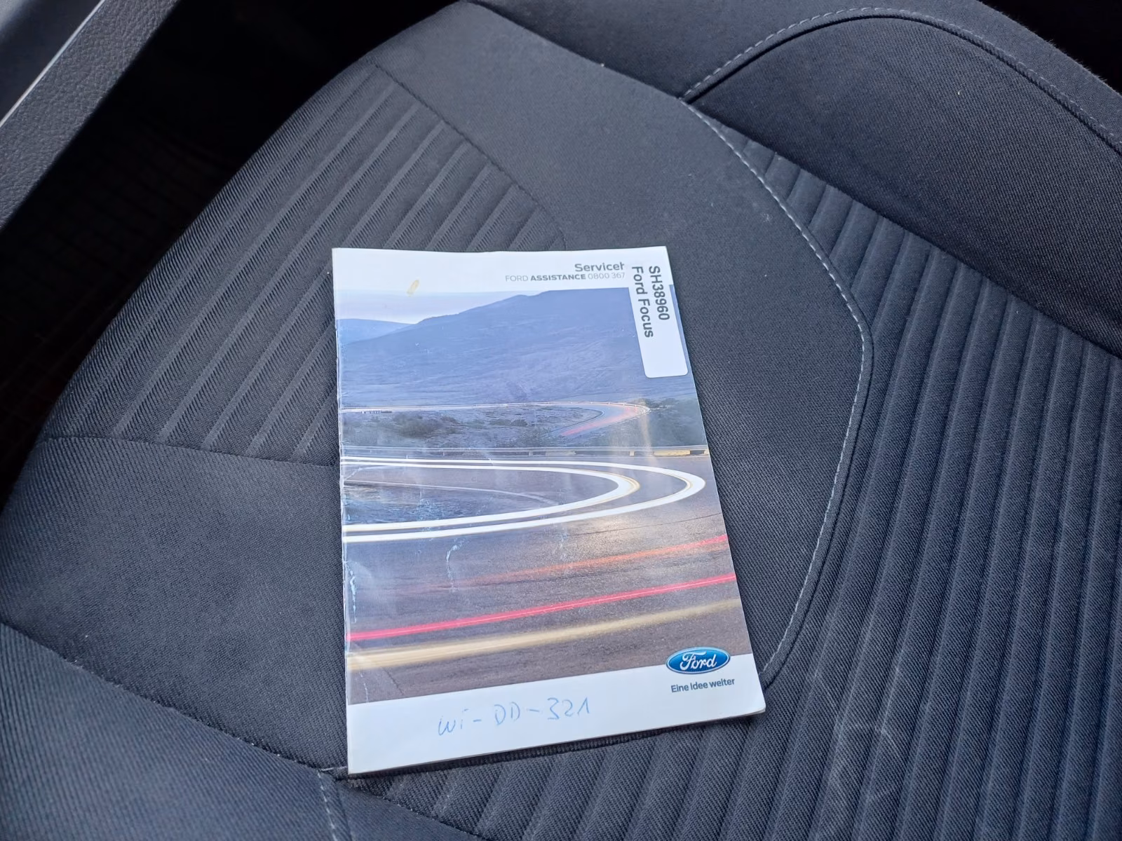 Ford Focus 2015 — photo 13