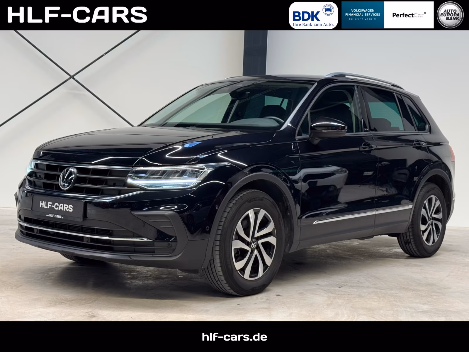 Volkswagen TIGUAN ACTIVE*DSG*NAVI*AHK*IQ DRIVE*SHZ*KESSY