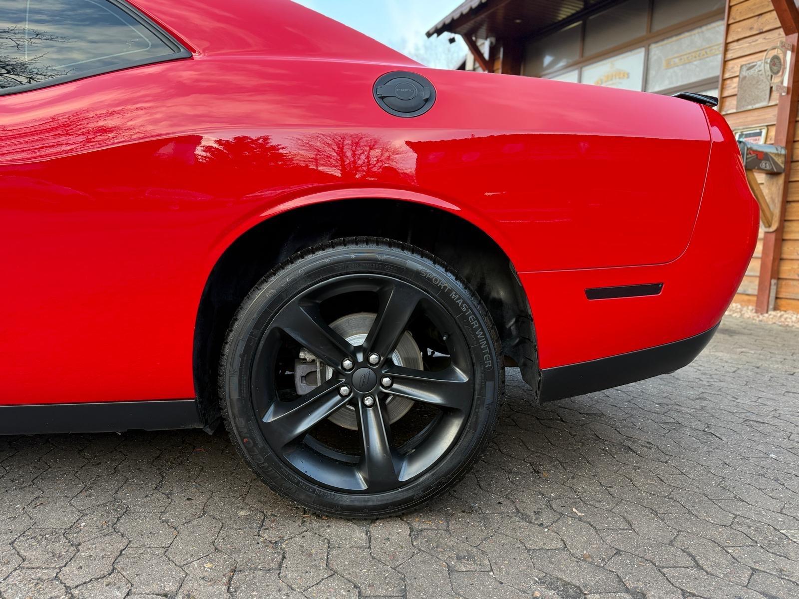 Dodge Challenger 5,7 V8*SRT KIT*LEDER*NAVI*KEYLESS*GARNTIE*SERVIC, миниатюра 30