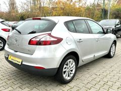 Fahrzeugabbildung Megane III Limited 1.2 TCe 115 nur 5000 km!!