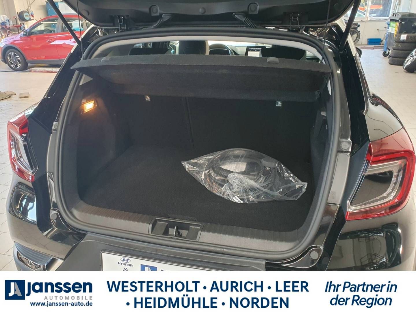Fahrzeugabbildung Renault CAPTUR EDITION ONE E-TECH PLUG-IN 160