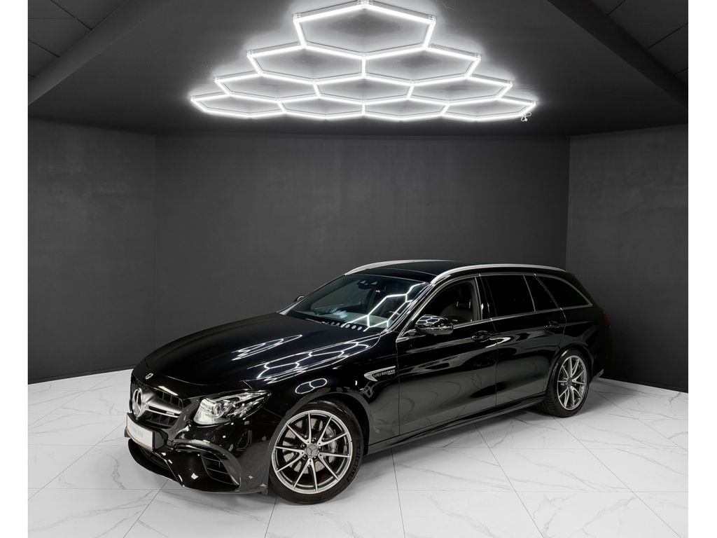 Image of Mercedes-Benz E 63 AMG