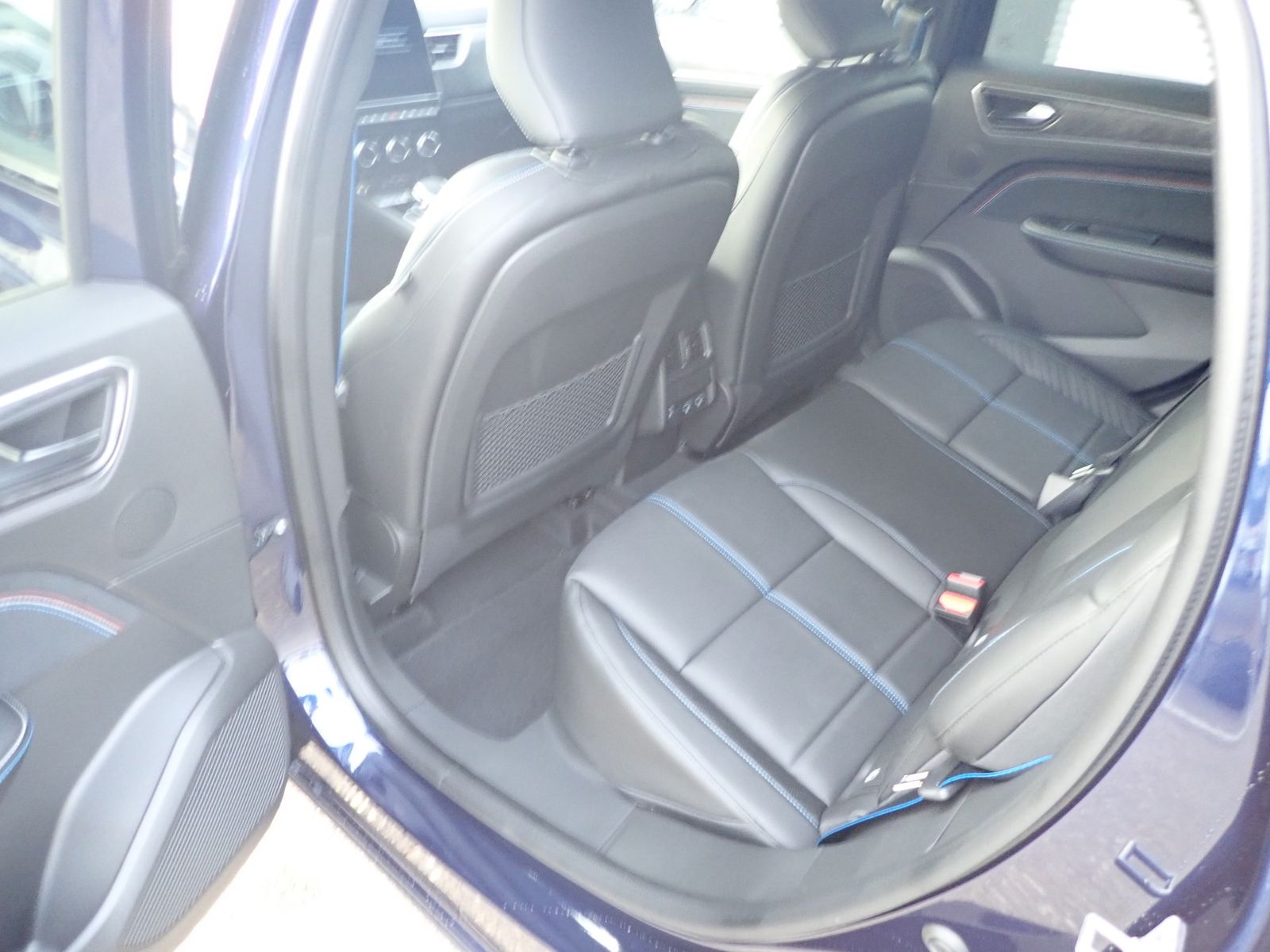 Fahrzeugabbildung Renault Arkana Esprit Alpine Mild Hybrid 140 EDC