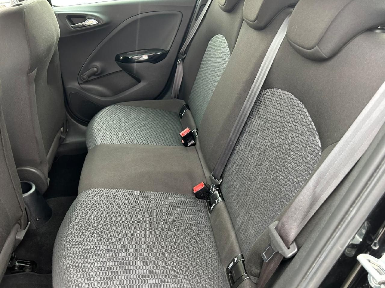 Fahrzeugabbildung Opel Corsa E Active