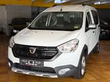 Dacia Dokker Stepway Plus/NAVI/KAMERA/SHZ/MFL/TEMP/TOP - Dacia Dokker in Duisburg
