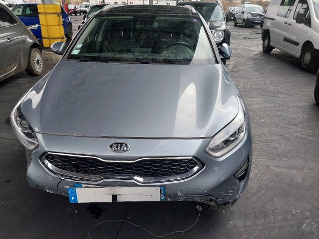 Kia CEED SW 1.6 CRDI 136 EDITION 1