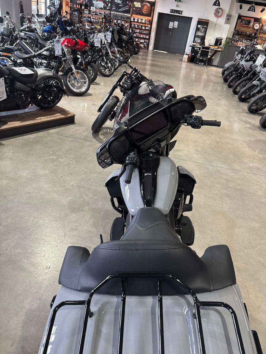 Fahrzeugabbildung Harley-Davidson Street Glide Ultra