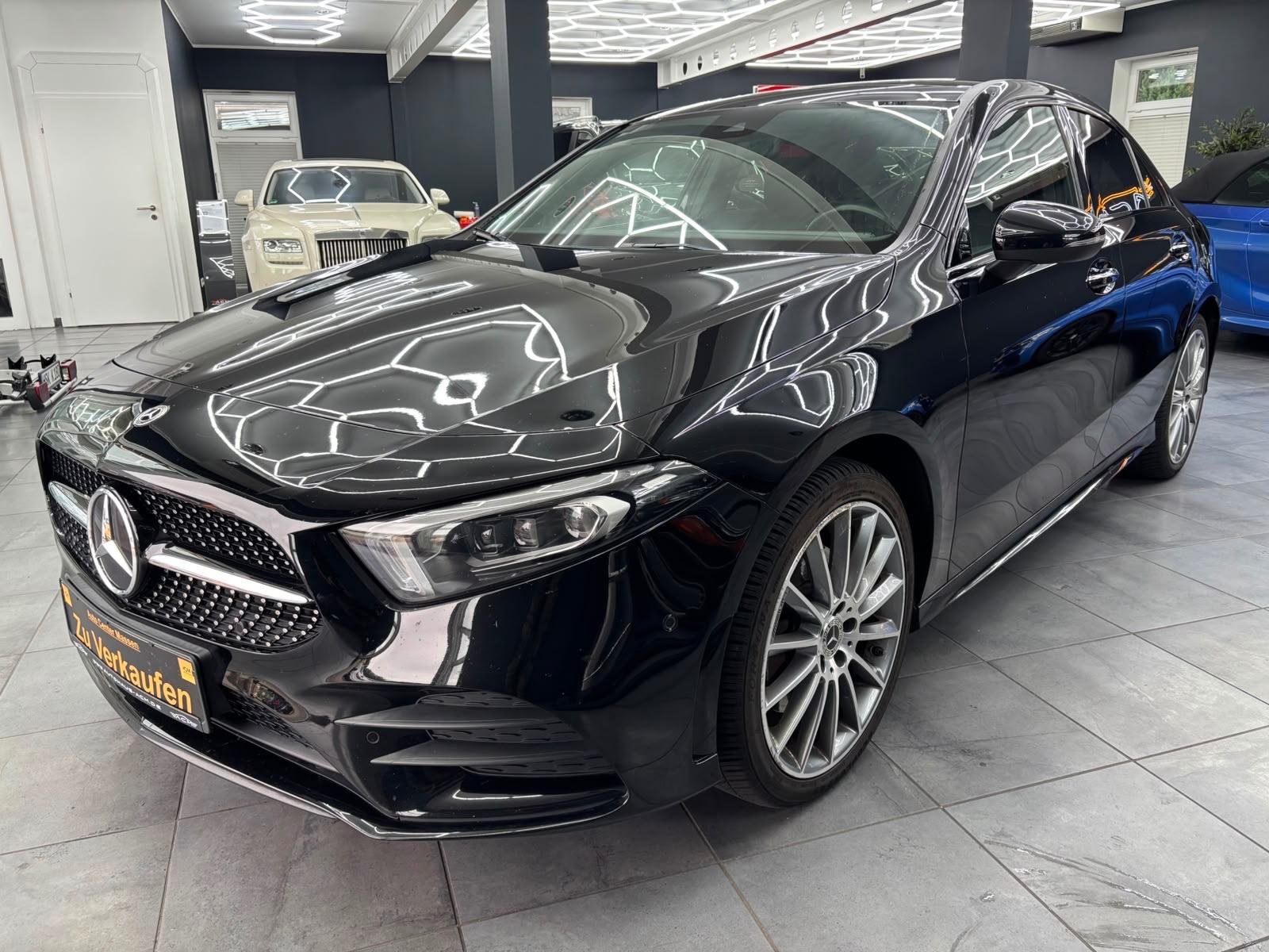 Mercedes-Benz A 250e LIM.AMG |Pano | MBUX | MULTIBEAM | MEMORY