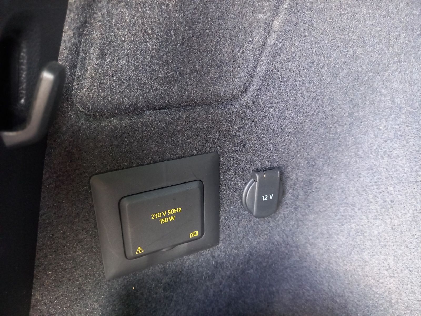 Fahrzeugabbildung CUPRA Ateca Edition VZ 2.0 TSI 4DRIVE DSG ACC LED AHZ