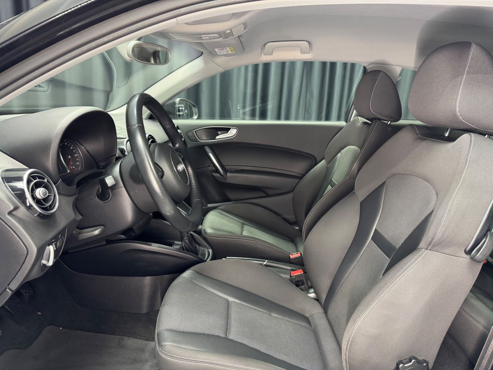 Fahrzeugabbildung Audi A1 1.4 TFSI Sport|BI-XENON|150 PS|SPORTSITZE|