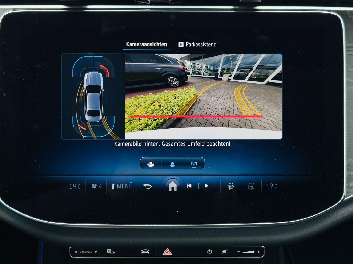 Fahrzeugabbildung Mercedes-Benz E 220 d AMG & NIGHT Paket, Distronic, Totw, LED,