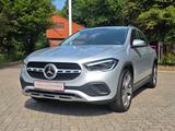 Mercedes-Benz GLA 250 4Matic Progressive 1.HD/KAM - silberne Mercedes-Benz GLA 250