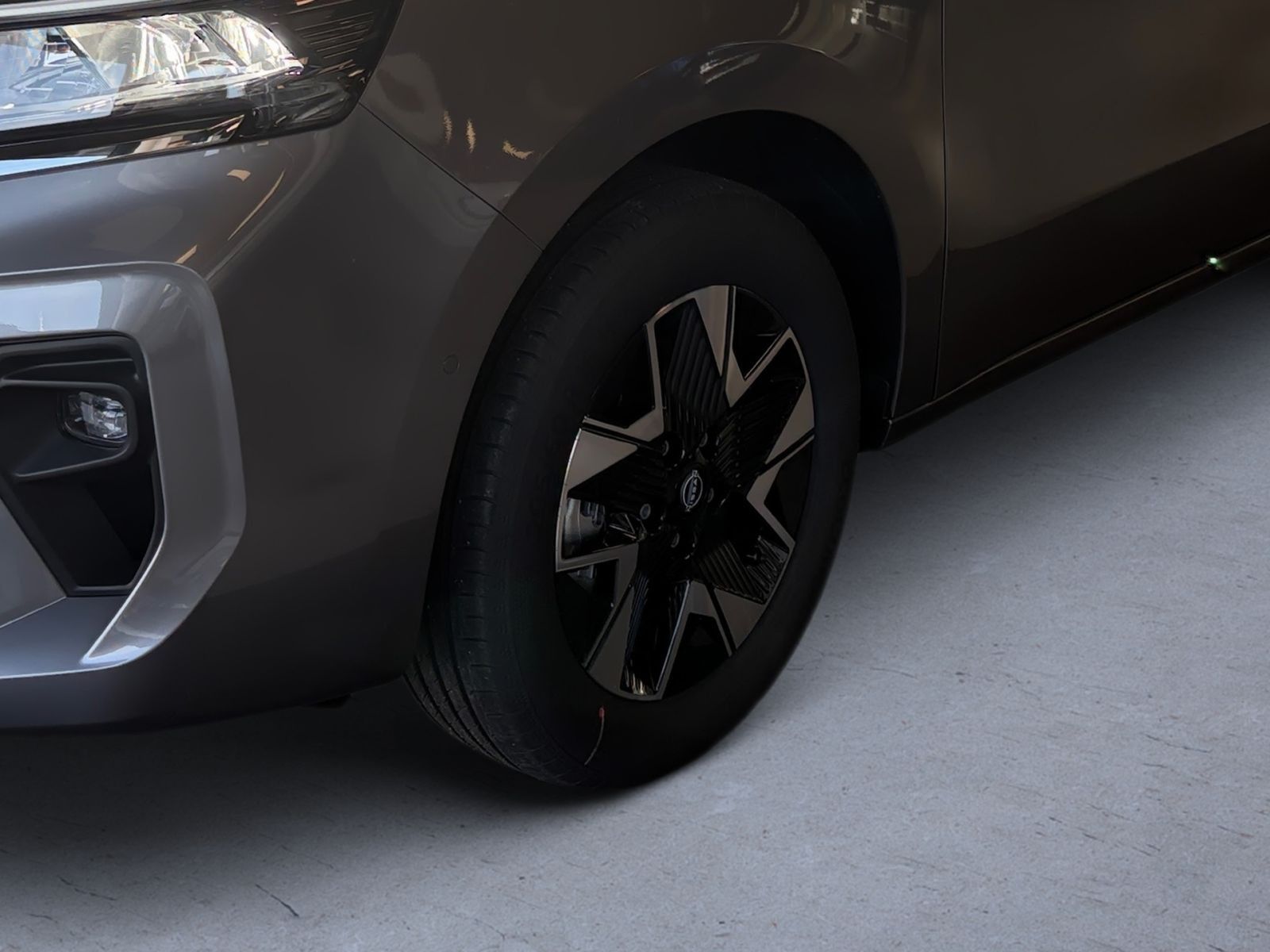 Fahrzeugabbildung Nissan Townstar DIG-T 130 L1 Tekna AUTOMATIK*NAVI*SHZ*K