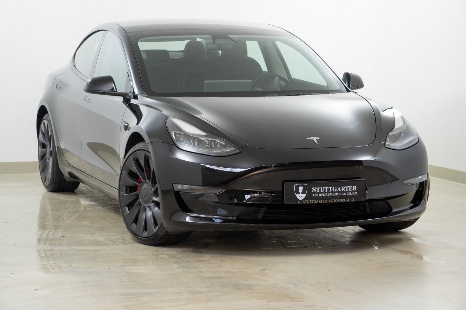 TESLA Model 3 Performance Dual AWD Pano Kamera LED