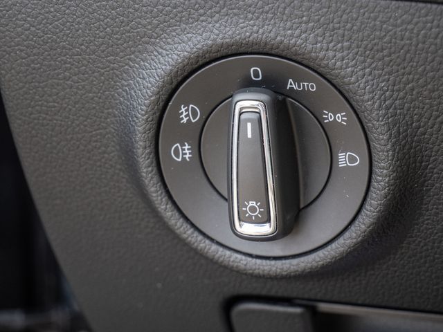 Superb Combi 2.0 TDI DSG Ambition SHZ NAVI ACC